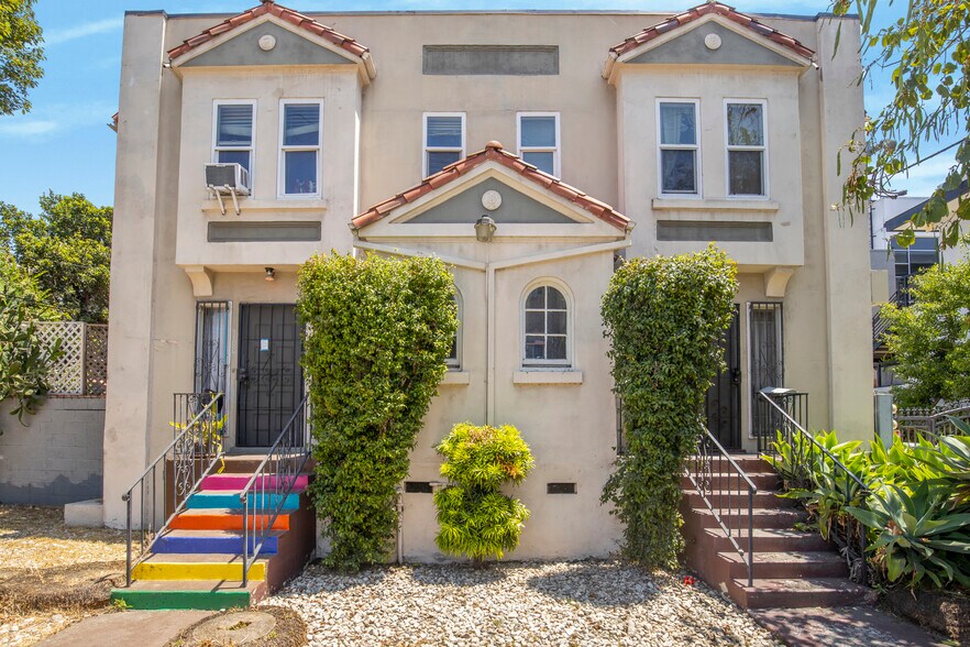 1180 Myra Ave, Los Angeles, CA à vendre - Photo de l’immeuble – Image 1 sur 16