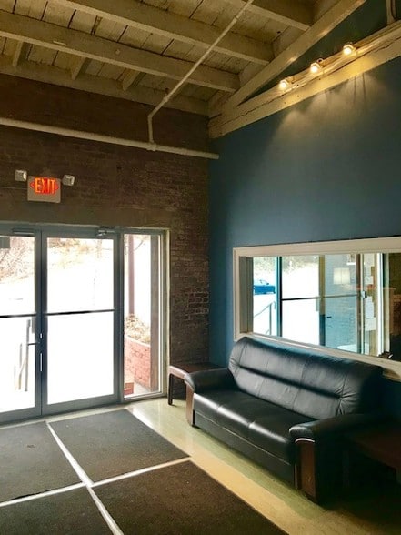430 Nepperhan Ave, Yonkers, NY à louer - Photo intérieure – Image 3 sur 11