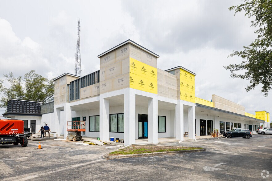 800 10th St, Lake Park, FL à louer - Photo principale – Image 2 sur 4