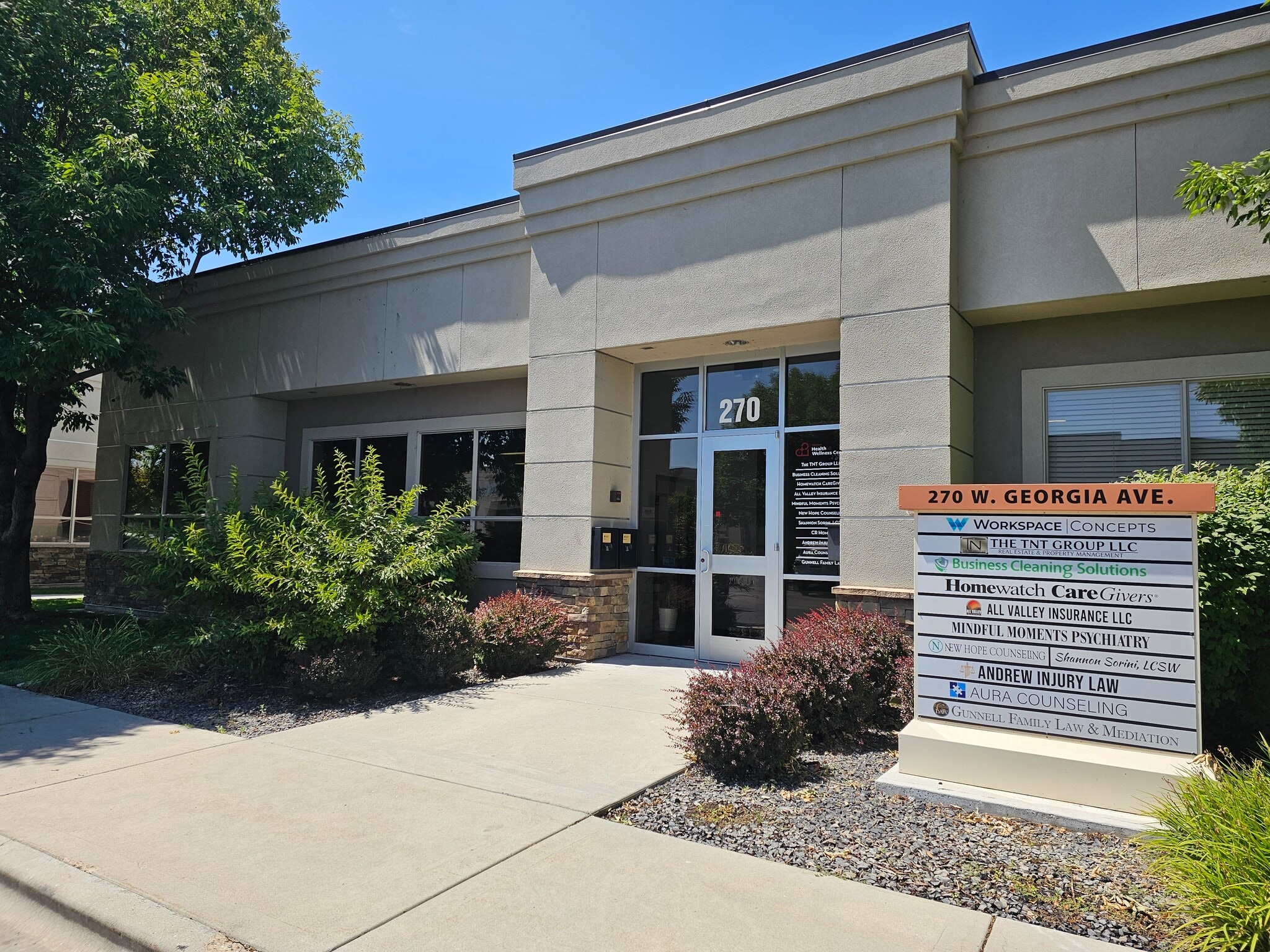 270 W Georgia Ave, Nampa, ID à louer Photo de l’immeuble– Image 1 sur 8