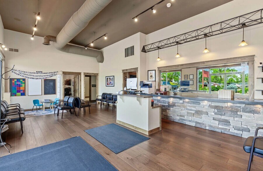 210-214 W Sunset Ave, Coeur d'Alene, ID à louer - Photo intérieure – Image 3 sur 13