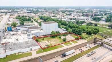 2424 E R L Thornton Fwy, Dallas, TX - Vue aérienne  vue de carte - Image1