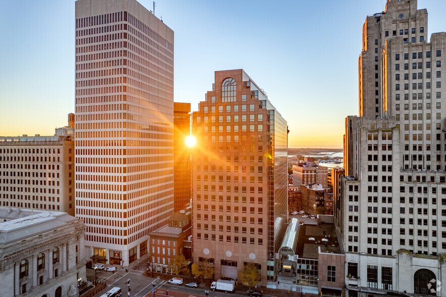 100 Westminster St, Providence, RI à louer - Photo de l’immeuble – Image 1 sur 10