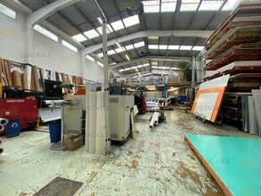 Local d’activités dans Argenteuil à louer Photo de l’immeuble– Image 2 sur 5