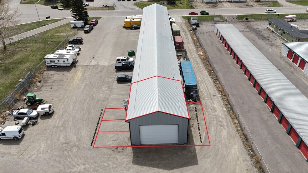5 Bayside Pl, Strathmore, AB à vendre - Photo principale – Image 1 sur 8