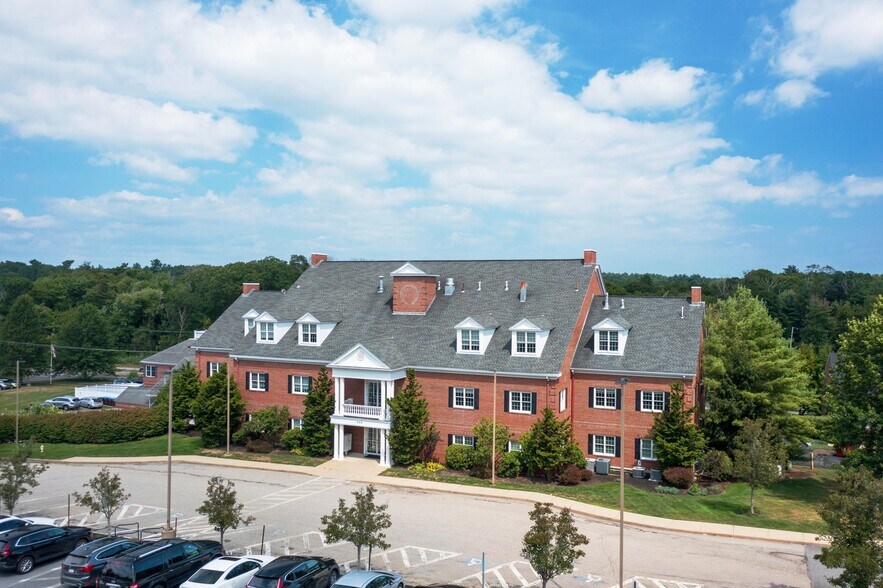 223 Chief Justice Cushing Hwy, Cohasset, MA à louer - Photo de l’immeuble – Image 3 sur 33