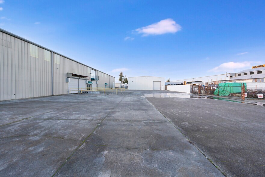 120 Brush St, Ukiah, CA à louer - Photo de l’immeuble – Image 2 sur 12