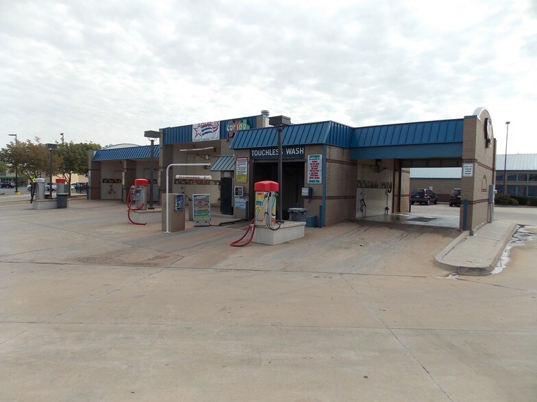 5102 S Sooner Rd, Oklahoma City, OK à vendre - Photo principale – Image 1 sur 16