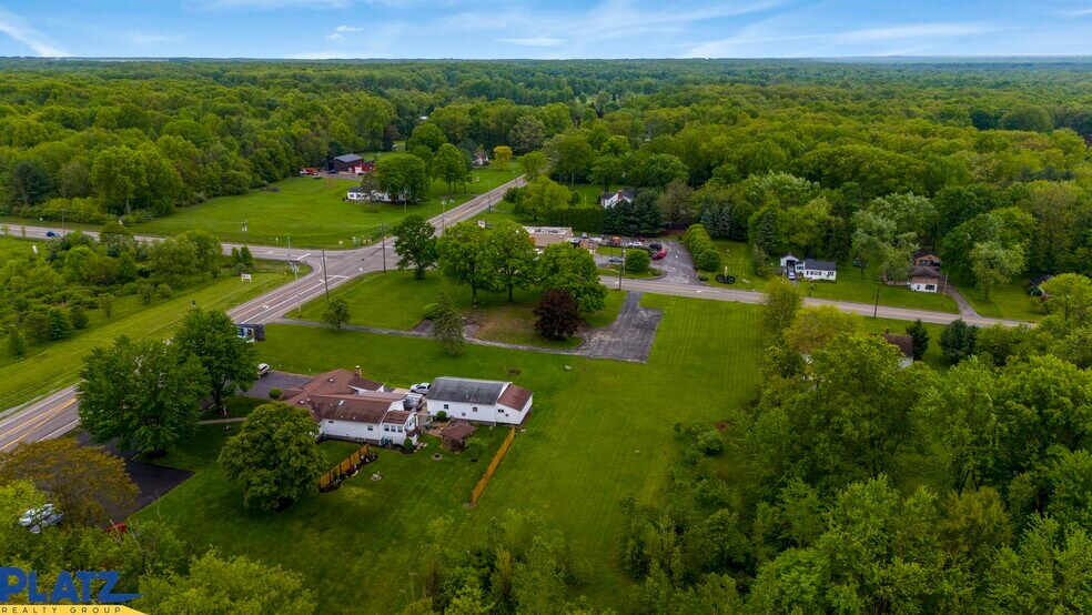 3333 Niles Cortland Rd Ne, Cortland, OH à vendre - Photo principale – Image 1 sur 6