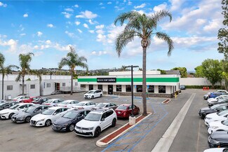 Plus de détails pour 1925 N Tustin St, Orange, CA - Local commercial à vendre