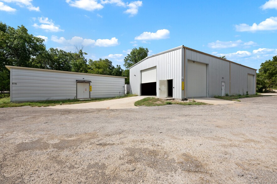 301 Dews Rd, Leander, TX à vendre - Photo de l’immeuble – Image 3 sur 32