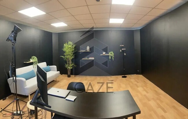 Plus de détails pour Bureau à louer