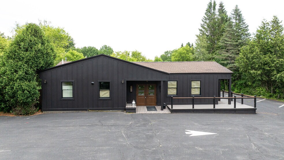 137 Longwoods Rd, Cumberland, ME à louer - Photo de l’immeuble – Image 3 sur 19