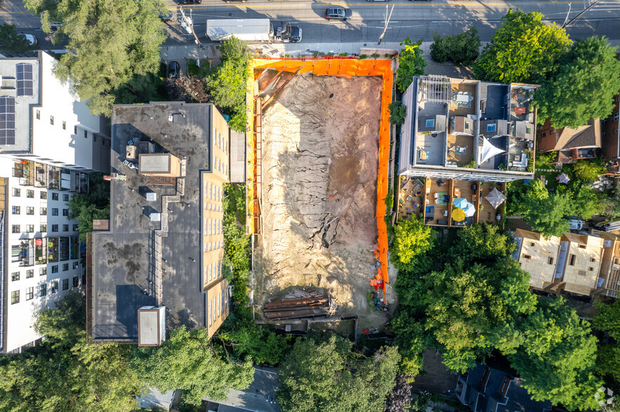 507 Kingston Rd, Toronto, ON à vendre - Photo de l’immeuble – Image 3 sur 3