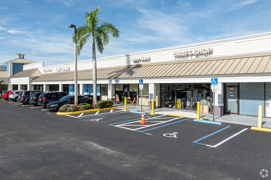600 N Congress Ave, Delray Beach, FL à louer - Photo de l’immeuble – Image 3 sur 20