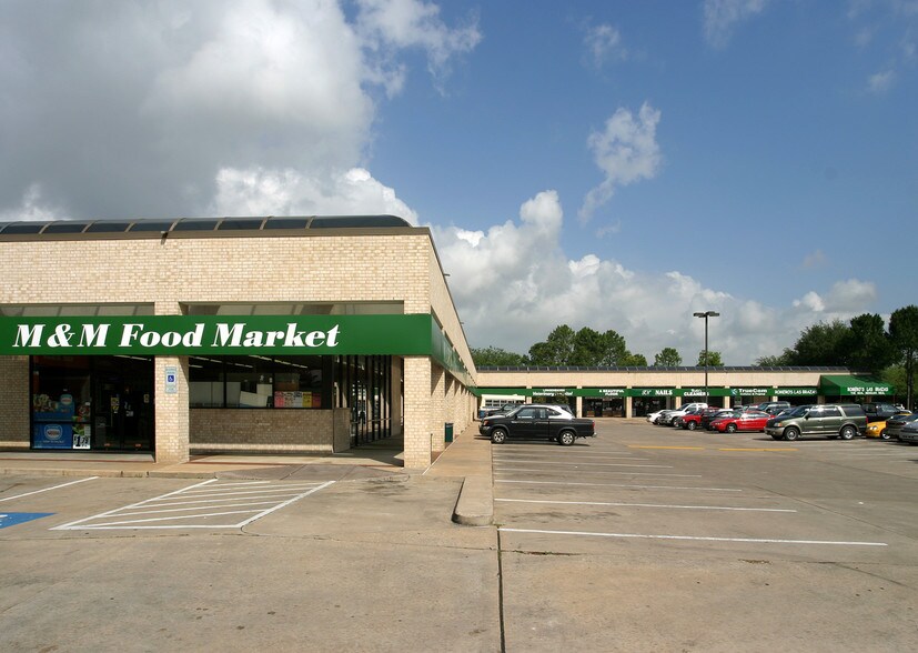 15703 Longenbaugh Dr, Houston, TX à louer - Photo de l’immeuble – Image 3 sur 6