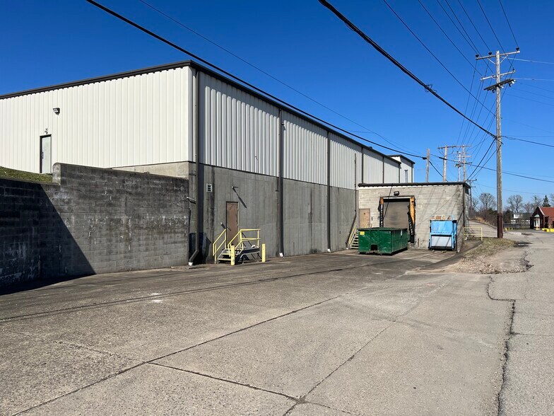 3 Fergueson Dr, Parkersburg, WV à louer - Photo de l’immeuble – Image 3 sur 19