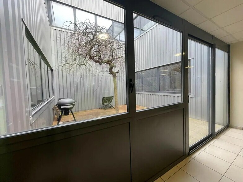 Bureau dans Cornebarrieu à vendre - Photo de l’immeuble – Image 1 sur 5