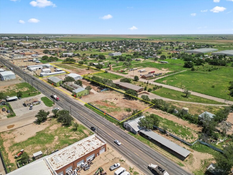 211 S Lynn Ave, Lamesa, TX à vendre - Aérien – Image 1 sur 18