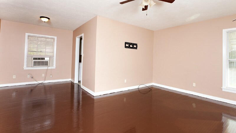 4722 E Elm St, Wichita, KS à vendre - Photo de l’immeuble – Image 2 sur 4