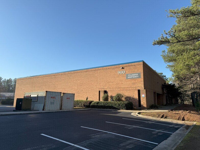900 Wendell Ct SW, Atlanta, GA à louer - Photo de l’immeuble – Image 2 sur 2