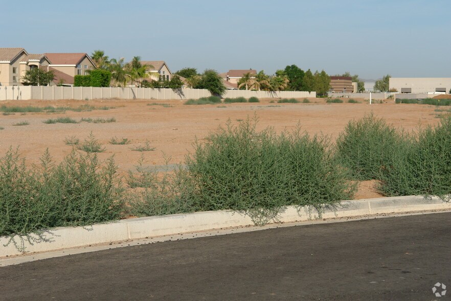 Industrial Zoned Land for Sale portefeuille de 3 biens à vendre sur LoopNet.fr - Photo de l’immeuble – Image 3 sur 4