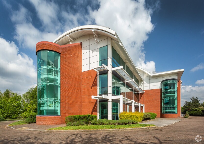 1200 Daresbury Park, Warrington à louer - Photo de l’immeuble – Image 3 sur 20