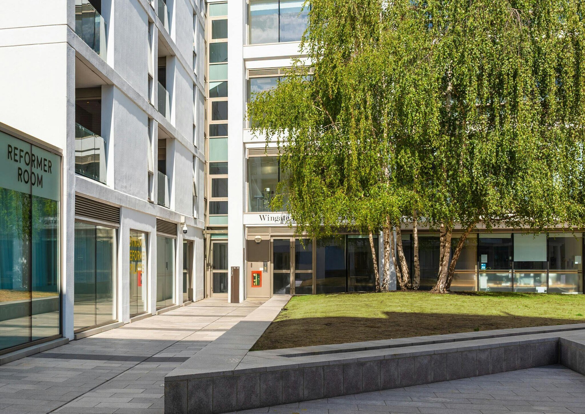 63-67 Wingate Sq, Londres à louer Photo de l’immeuble– Image 1 sur 7