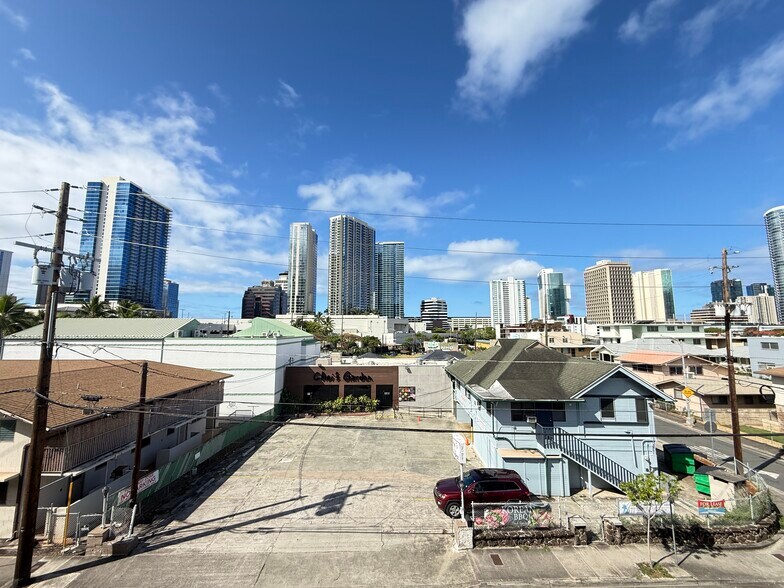 1303 Rycroft St, Honolulu, HI à louer - Photo de l’immeuble – Image 3 sur 15