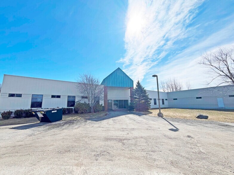170 Pleasant St, Rockland, ME à vendre - Photo de l’immeuble – Image 2 sur 21