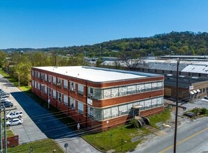 2301 E 28th St, Chattanooga, TN à louer Photo de l’immeuble– Image 1 sur 11