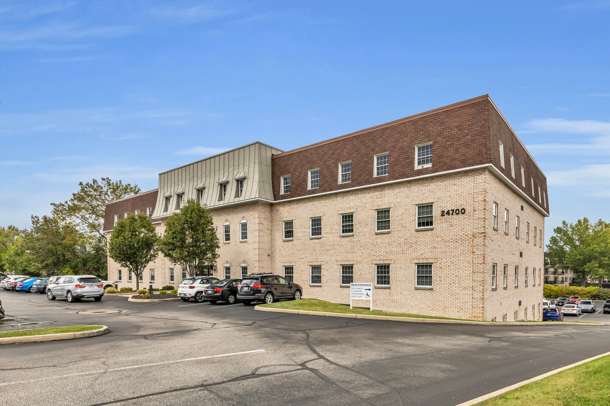 24700 Center Ridge Rd, Westlake, OH à vendre Photo principale– Image 1 sur 7