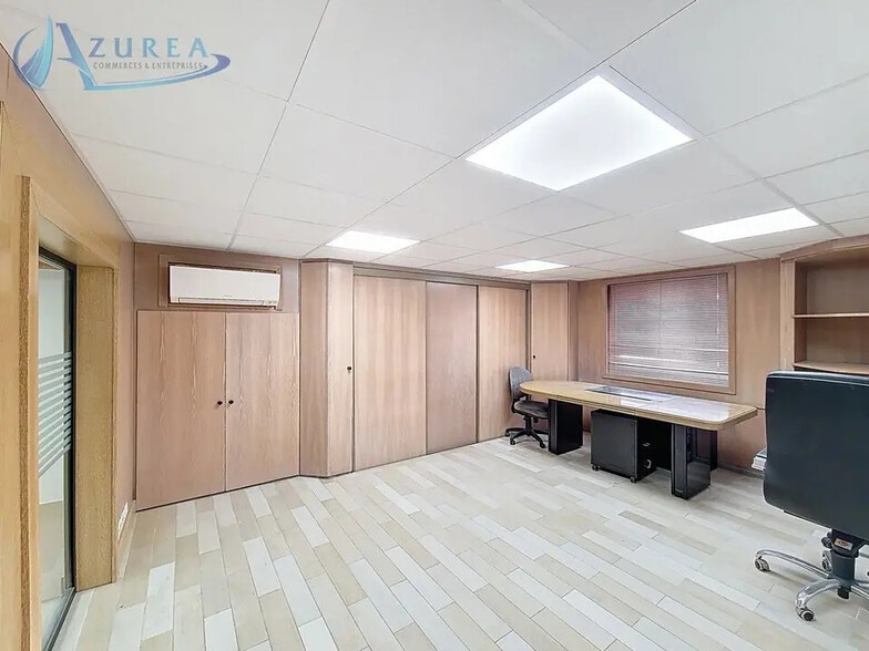 Bureau dans Cagnes-sur-Mer à louer - Photo de l’immeuble – Image 3 sur 6