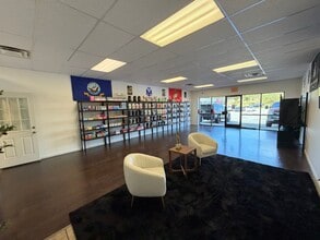 1512-1528 Zoo Pky, Asheboro, NC à louer Photo intérieure– Image 2 sur 11