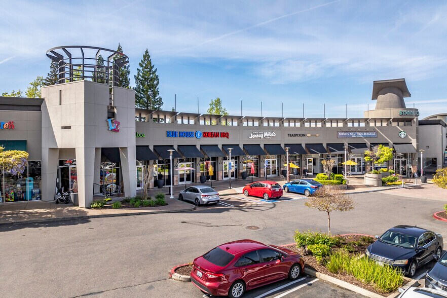 2000-2030 Douglas Blvd, Roseville, CA à louer - Photo de l’immeuble – Image 2 sur 7