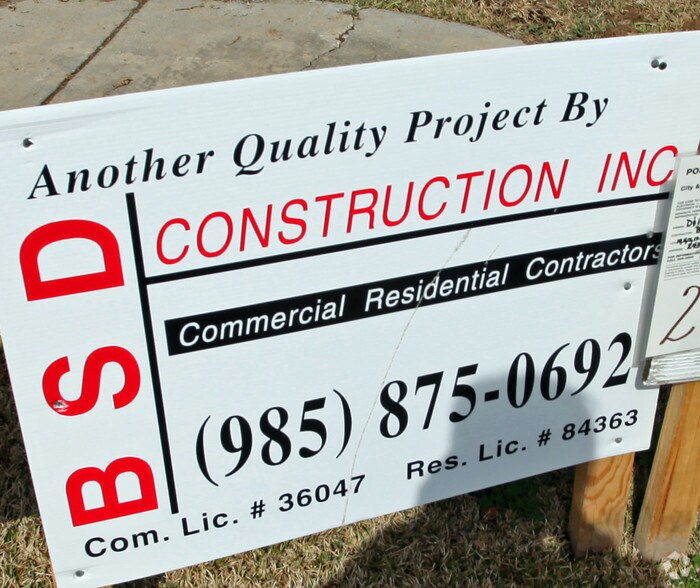 243 N Acadian Trwy, Baton Rouge, LA à louer - Photo de l’immeuble – Image 2 sur 3