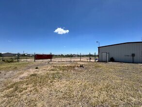 5504 E County Road 128, Midland, TX à louer Photo de l’immeuble– Image 2 sur 23