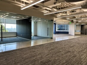 400 Corporate Pointe, Culver City, CA à louer Photo intérieure– Image 1 sur 3