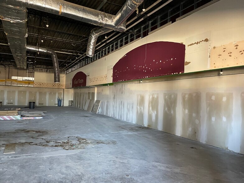 115 6th Ave, Huntington, WV à louer - Photo de l’immeuble – Image 2 sur 6