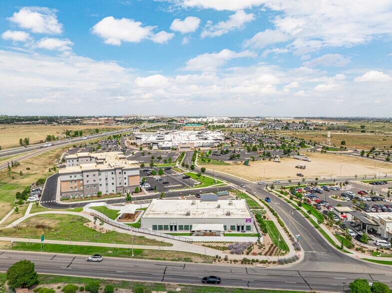 91 E 136th Ave, Thornton, CO à vendre - Photo de l’immeuble – Image 2 sur 39