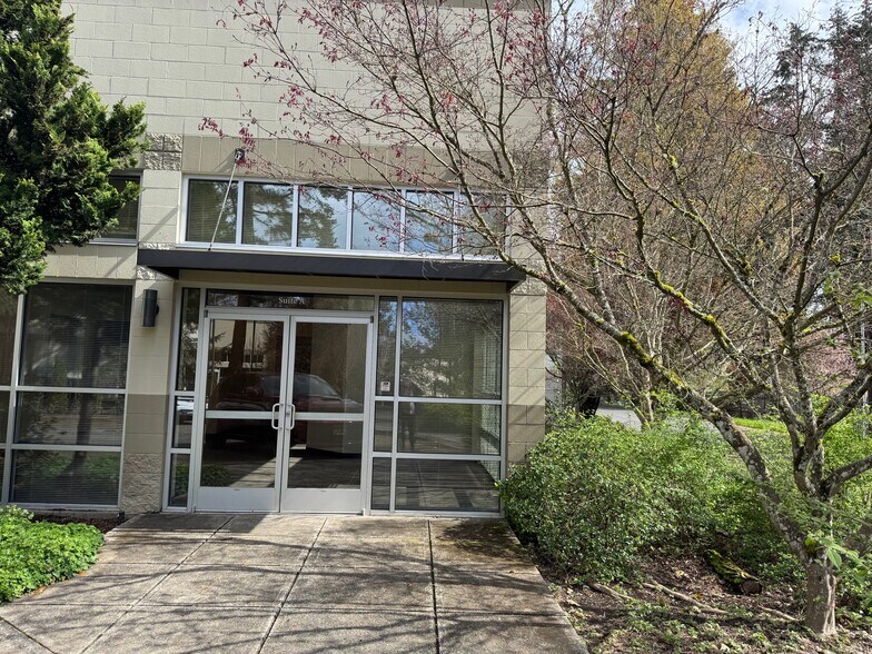 6455 Lakeview Blvd, Lake Oswego, OR à louer - Photo de l’immeuble – Image 2 sur 36