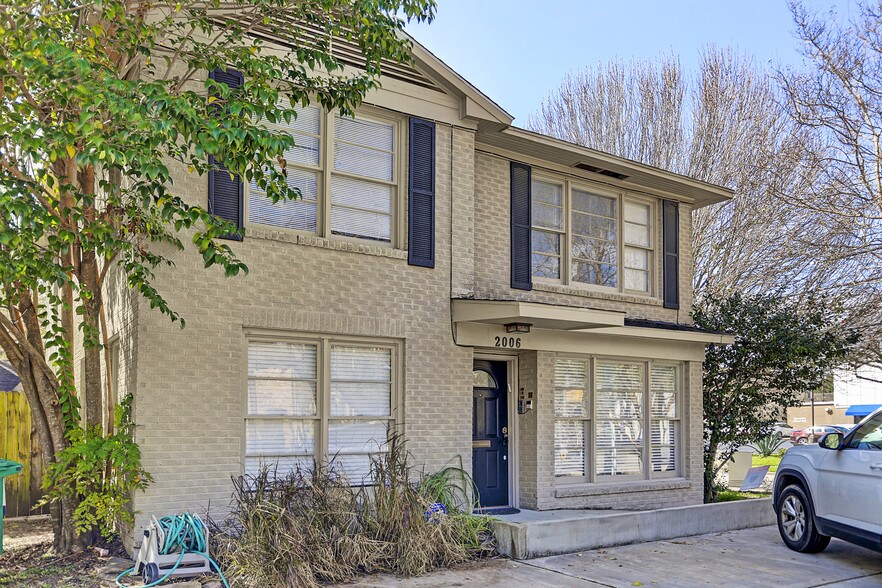 2006 Commonwealth Dr, Houston, TX à vendre - Photo principale – Image 1 sur 11