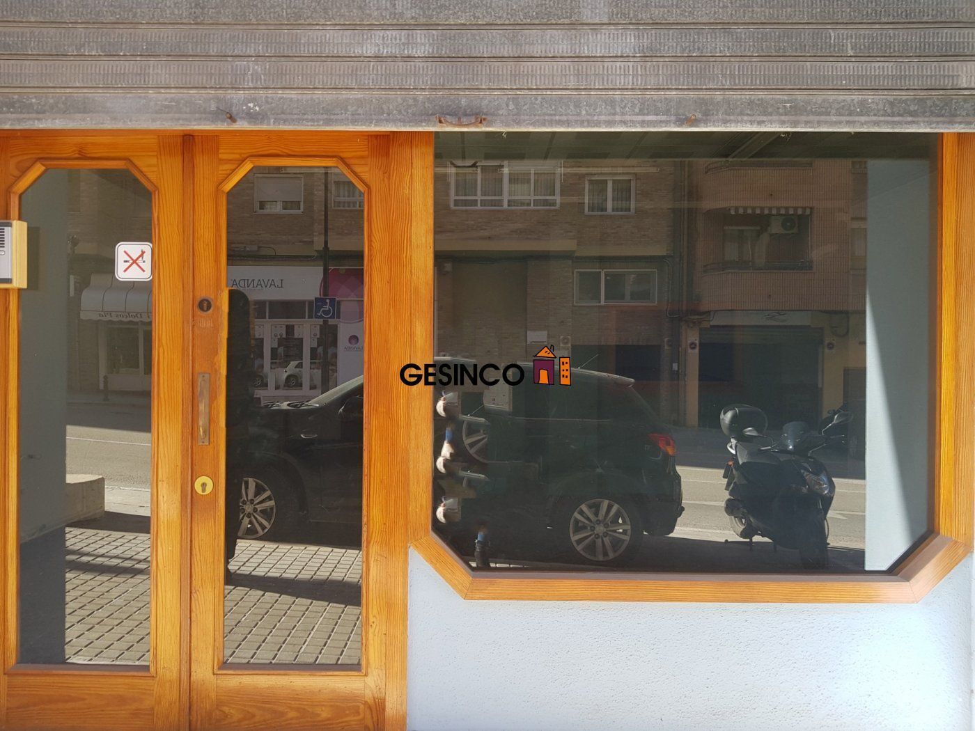 Local commercial dans Ontinyent, Valencia à louer Photo de l’immeuble– Image 1 sur 11