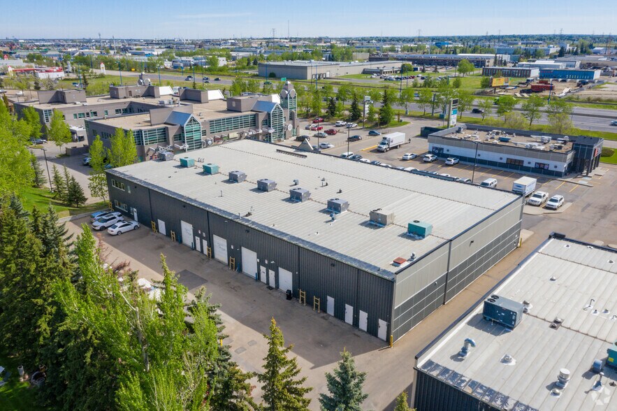2804-2878 Calgary Trail NW, Edmonton, AB à louer - Photo de l’immeuble – Image 2 sur 4