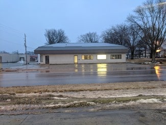 Plus de détails pour 223 Central Ave W, Clarion, IA - Bureau à vendre