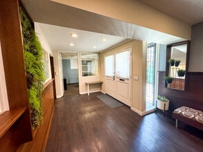 800 W Ivy St, San Diego, CA à louer Photo intérieure– Image 2 sur 6