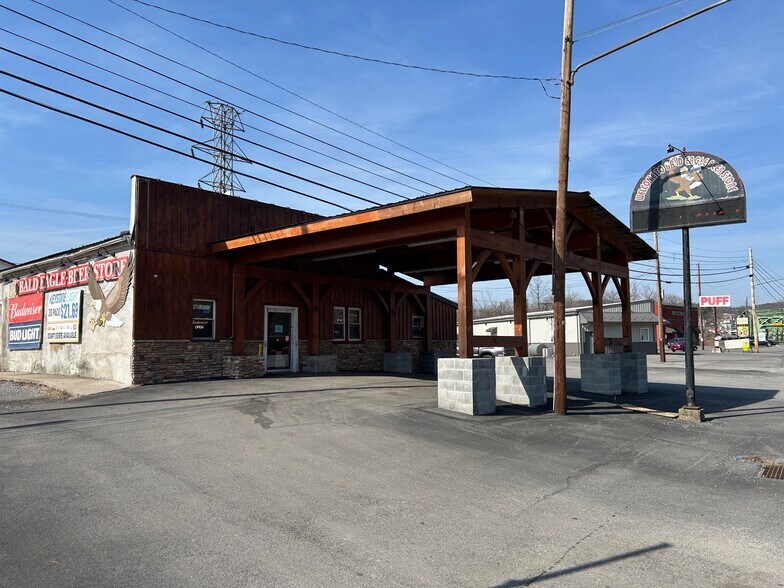 125 Hogan Blvd, Mill Hall, PA à vendre - Photo de l’immeuble – Image 2 sur 3
