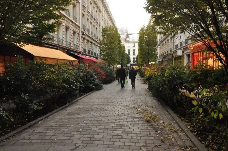 Rue Du Trésor, Paris à louer Photo de l’immeuble– Image 1 sur 4