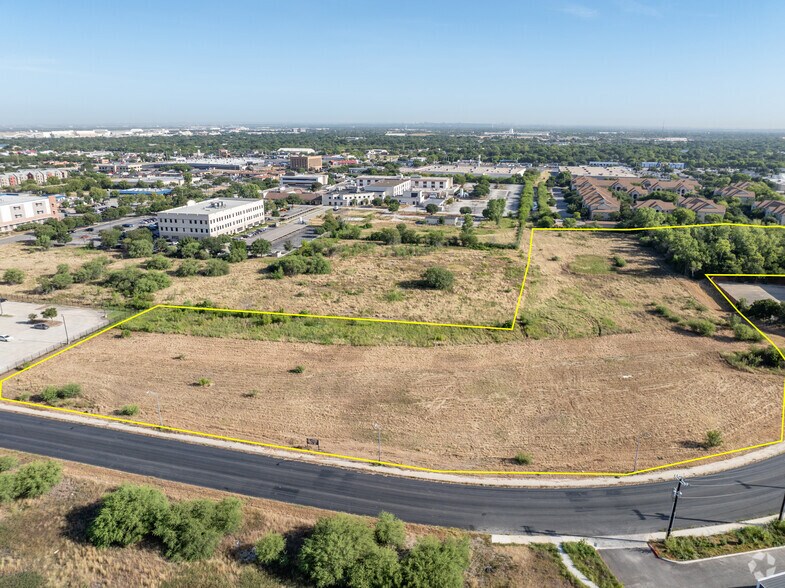 0 Yarrow, San Antonio, TX à vendre - Photo de l’immeuble – Image 1 sur 19