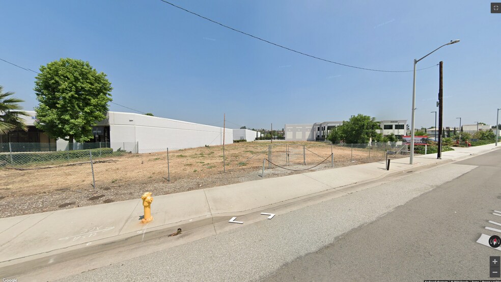 20651 Valley Blvd, Walnut, CA à louer - Photo de l’immeuble – Image 1 sur 3